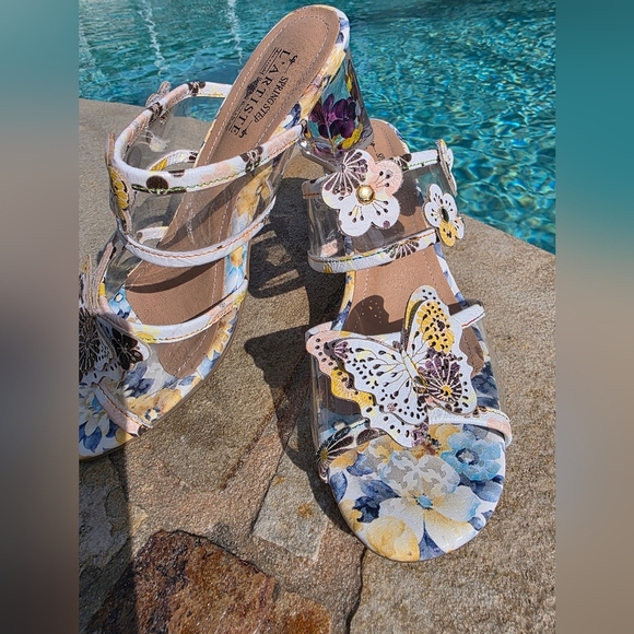 L'Artiste By Spring Step Adorned-Brile Floral Butterfly Wedges EU 38 US 8 - Picture 3 of 8